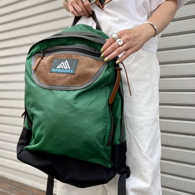 今シーズンの＜GREGORY＞も見逃せない！GREENカラーで登場！