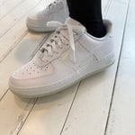 【"ツヤん"が可愛い!!!!】NIKE エアフォース1'07