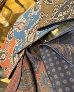 25AW新着チーフ〈Holliday&Brown〉