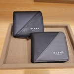切り替えが特徴の財布！