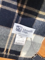 ＜JOHNSTONS（ジョンストンズ）＞ウールチェックストールの御紹介