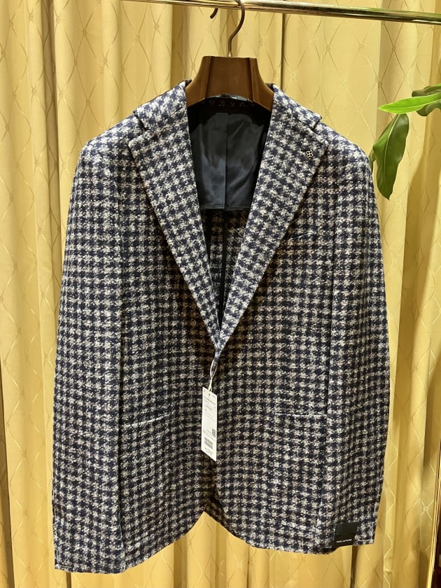 TAGLIATORE 千鳥柄 シングル チェックジャケット 44 TAGLIATORE〉懐かしさと新しさがミックスされたチェック