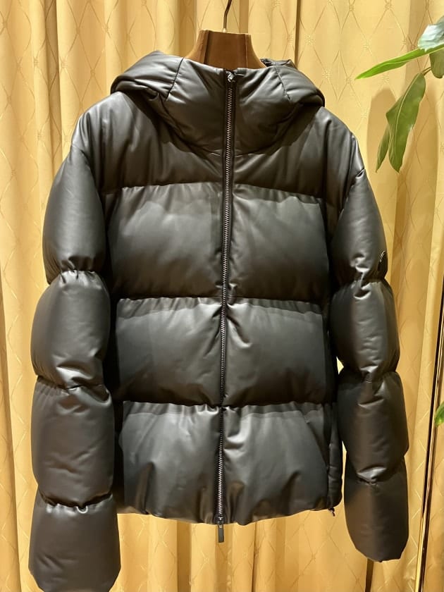 MONCLER ダウンジャケット レザートリム2024aw MONCLER ダウンジャケット レザートリム2024aw