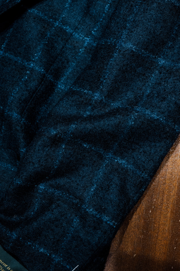 Brilla per il gusto＞奥行き感じるダークトーンのウインドウペーン