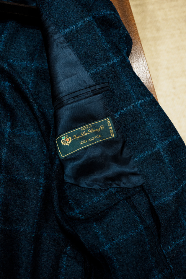 Brilla per il gusto＞奥行き感じるダークトーンのウインドウ