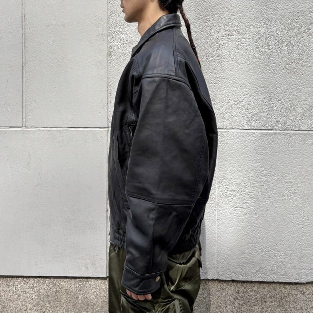 R6046h15　▼ドレステリア▼　リブ付き シープレザーブルゾン 38/M 黒 秋～春 DRESSTERIOR（ドレステリア）の「◇毎年大人気のショートコートが