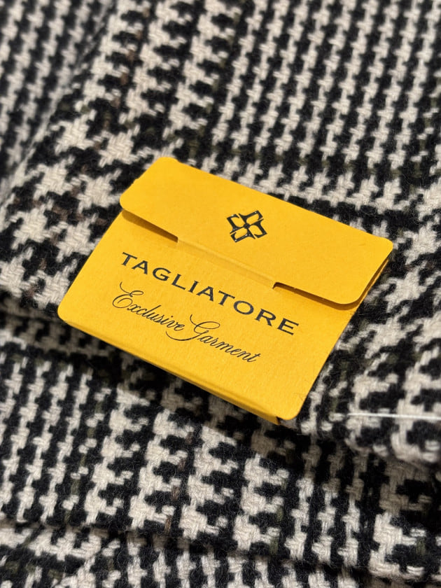 ＜TAGLIATORE＞EXCLUSIVE GLENPLAID