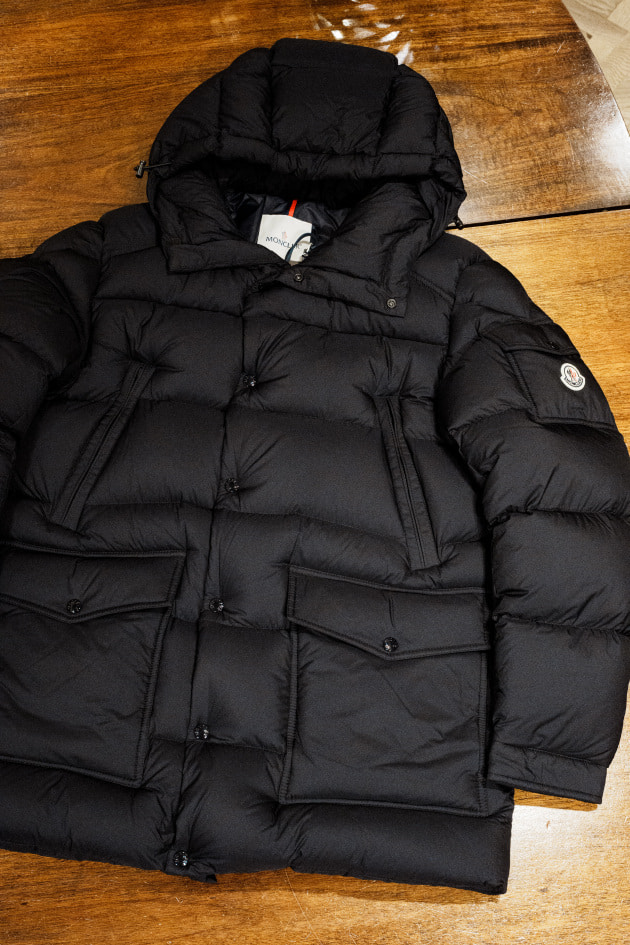 頼れる1着。冬を軽やかに楽しむBretagne＜MONCLER＞｜ビームスF 新宿