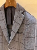 〈TAGLIATORE〉すぐに完売したジャケット、今シーズンもリピートしました！