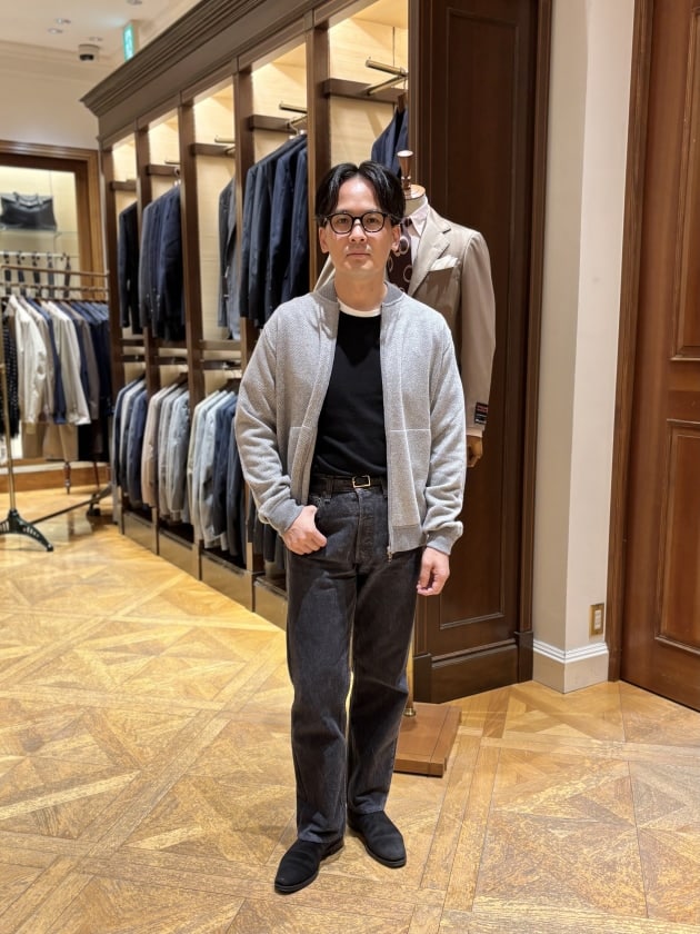 FILIPPO DE LAURENTIIS〉軽くて柔らかくお洒落で長く着れるニット