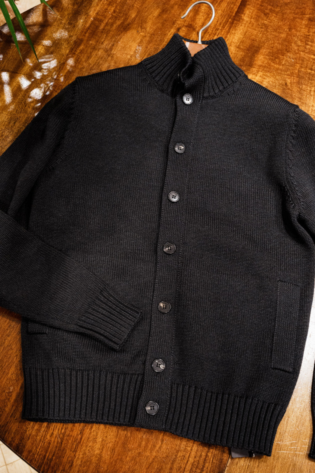 ZANONE（ザノーネ）＞定番スタンドカラーカーディガンCHIOTOが2025年新