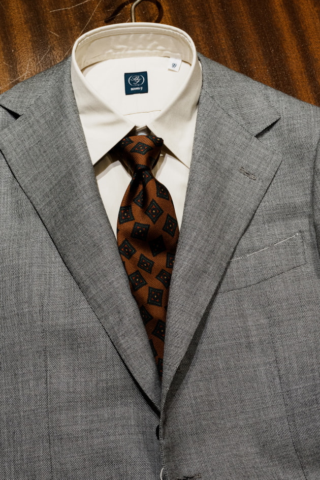 ⭐︎極美品⭐︎ビームスF シャークスキン　スーツ　44 　グレー 超男前。シャークスキンスーツ。〈Stile Latino〉｜ビームス