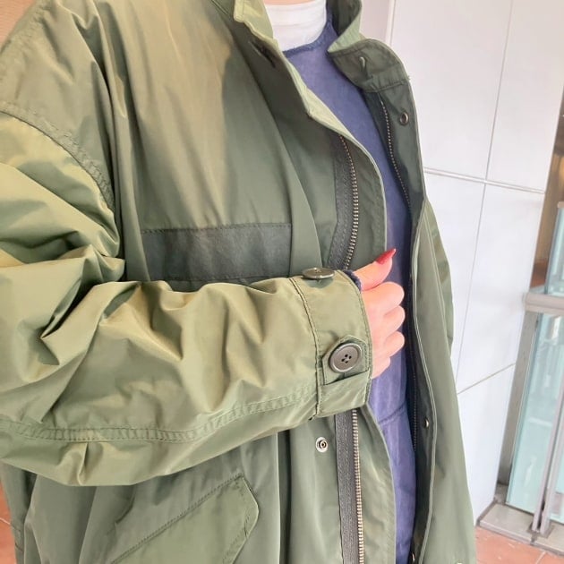 BEAMS BOYソロテックス M-65 パーカーが主役：3スタイルで魅せる