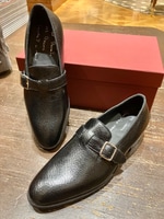 〈Enzo Bonafe〉特別なストラップローファーはいかがでしょうか？