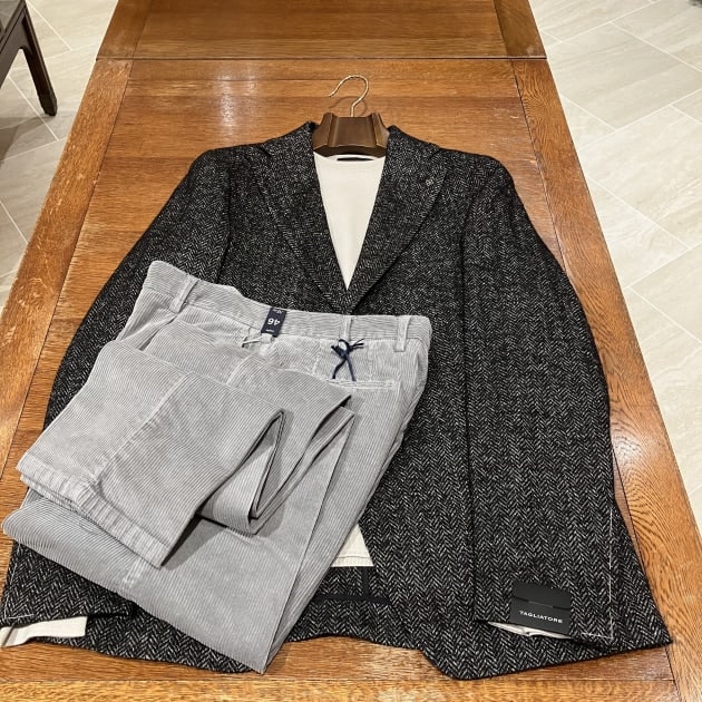 六本木ヒルズ限定ツイード のスーツ 六本木ヒルズ限定ツイード のスーツ 11/1(金)オープン！六本木