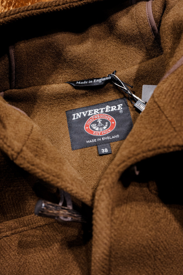 インバーティア　美品　ヘリンボーンダッフル　Lグレーイギリス製　ビームス F インバーティア 美品 ヘリンボーンダッフル Lグレーイギリス製