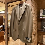 すてきなスーツが､､､（もう言葉は要りません）