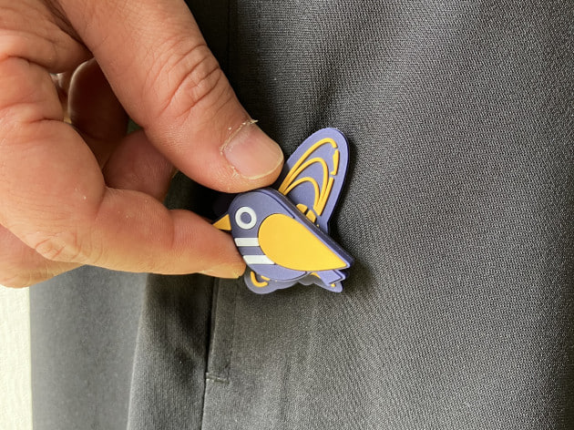 この鳥の小粋さよ！