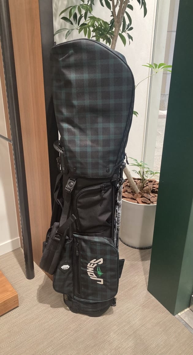 限定品★希少★ビームスゴルフ×JONES コラボ★キャディバッグ★ローバー 大人気のJONES別注アイテム☆｜ビームス ゴルフ グランフロント