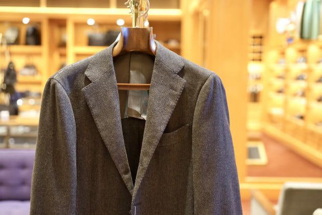 BEAMS F ＞先輩の作ってるコーディネートのジャケット格好良いですね