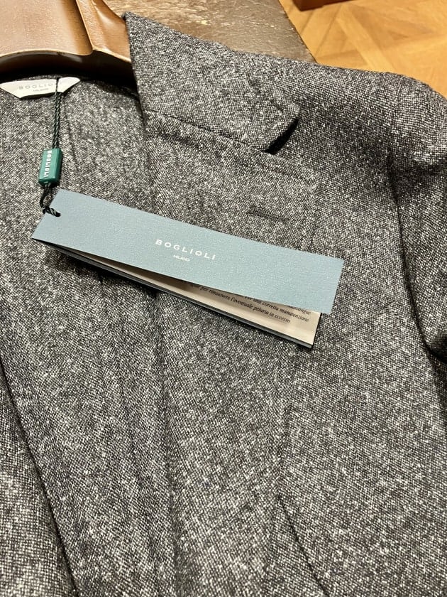 〈BOGLIOLI〉スタッフ佐藤のイメージしか湧かない？ホームスパンジャケットを。