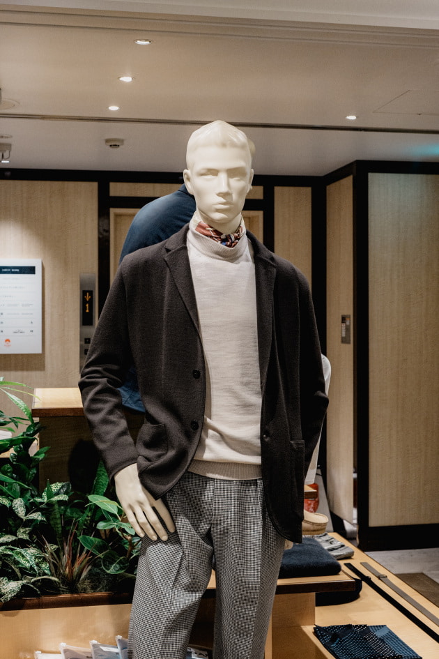 BEAMS購入 ロベルトコリーナ ITARY製 上質ウール 厚手タートルニット セーター BLACK サイズ48 ROBERTO COLLINA ビームス正規品