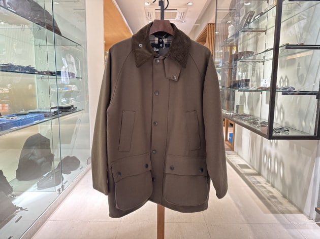 久々なような気がします…＜Barbour(バブアー)＞ウールの別注ビデイル
