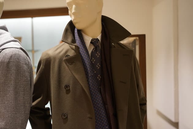 HOLLIDAY & BROWN（ホリデーアンドブラウン）＞ブルー吉田の推し