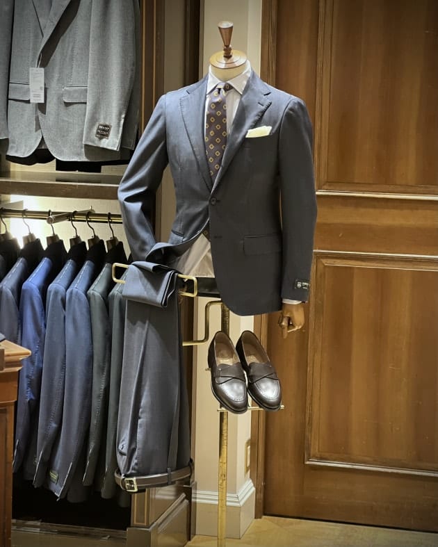 【なんと】ドーメル生地 オーダースーツ、BEAMSスーツセット DORMEUIL -ドーメル- スリーピーススーツ | オーダースーツは完全国内