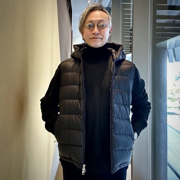 ハイブリッドダウンパーカ。