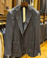 とにかく柔らかな〈SANTANIELLO〉