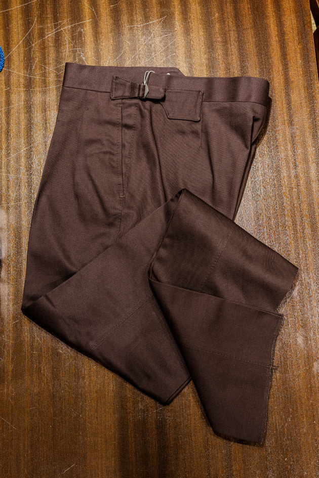 IGARASHI TROUSERS（イガラシトラウザーズ）＞ビスポークの技が息づく