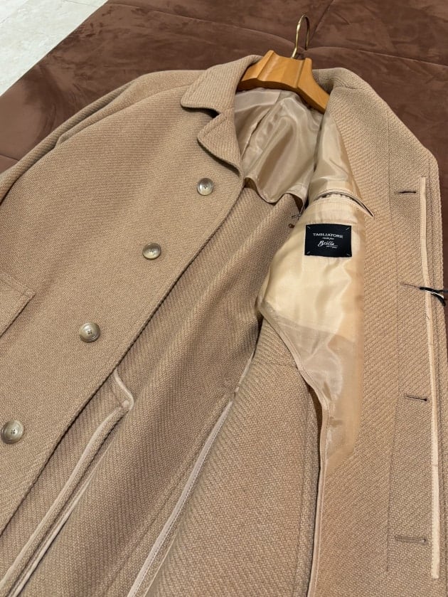 TAGLIATORE（タリアターレ）＞注目の新型コート、BEIGE KARSEY COAT