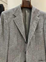 〈BEAMS F〉柔らかい雰囲気のあるグレンチェックジャケットを。