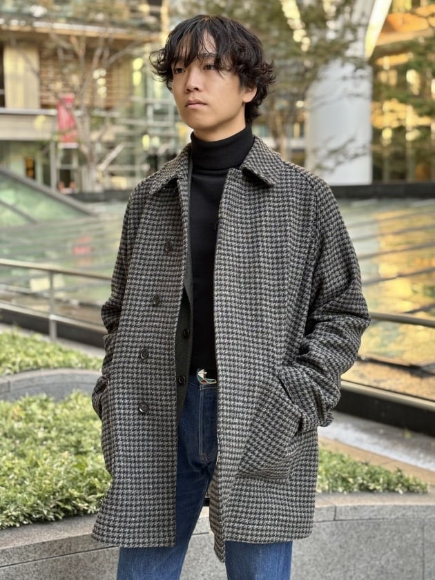 〈INVERTERE〉現代的にアップデートされた別注のカーコートを。