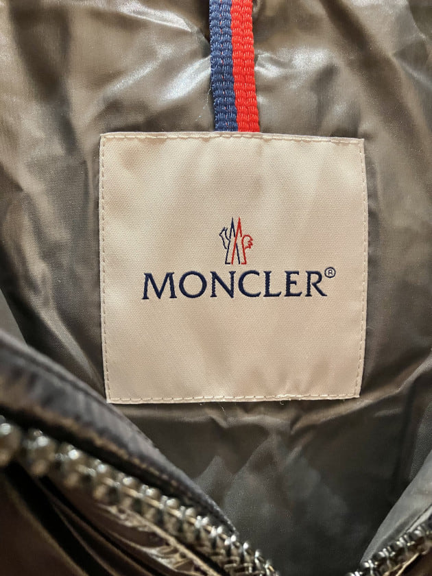 美品✨モンクレール ALPIN 1 ダウンジャケット シャイニーナイロン 美品✨モンクレール ALPIN 1 ダウンジャケット シャイニーナイロン