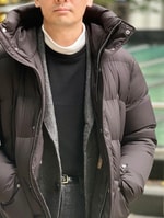 〈HERNO〉その軽さと暖かさに加えて、上質な仕立てにも感動するはず？のダウンジャケットを。