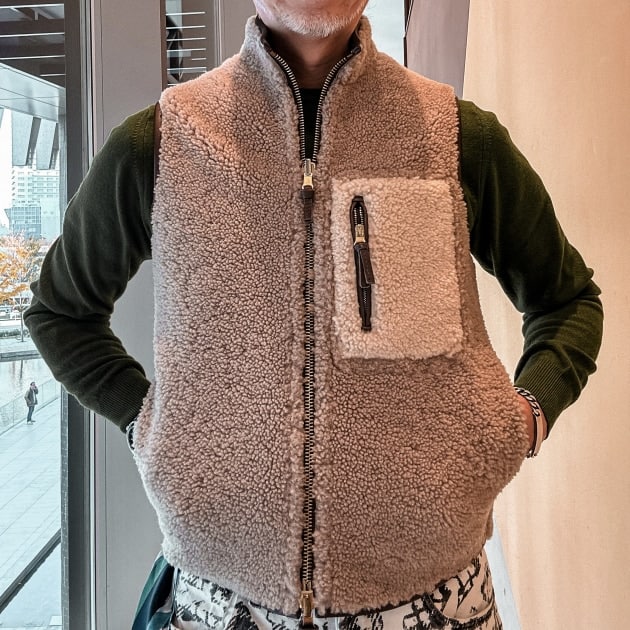 超専用　ムートンベスト　リバーシブル　茶　ベージュ　羊革　ユニセックス　男女兼用 極上のリバーシブルムートンベスト。｜BEAMS F（ビームスF）｜BEAMS