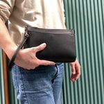 【シーンを選ばない洗練された2WAY クラッチバッグ】