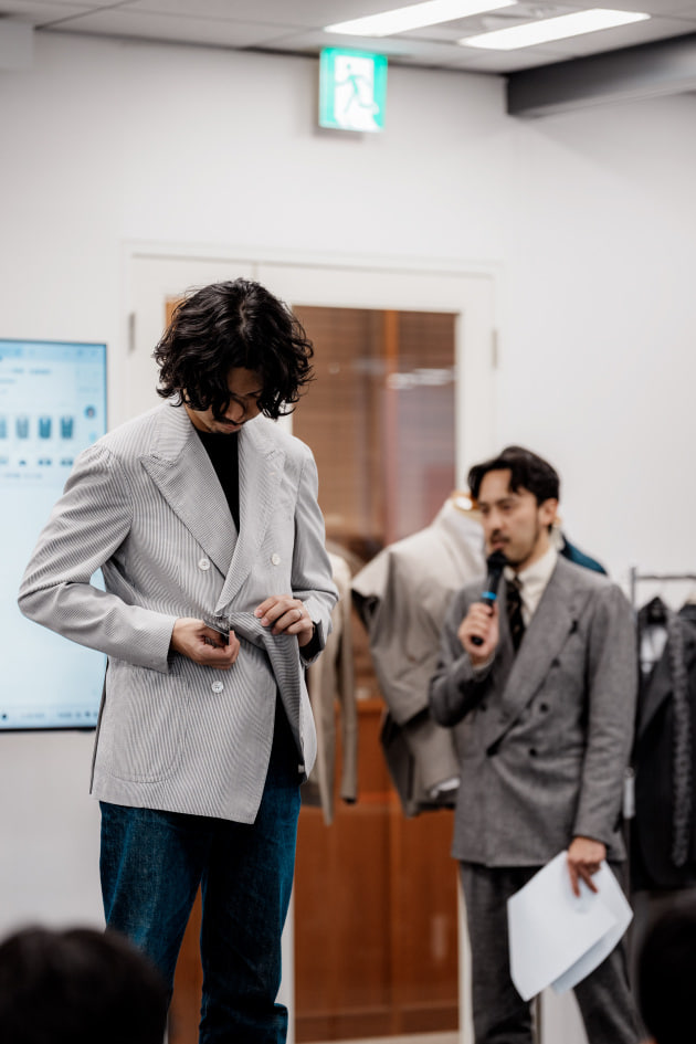 メンズ●【Gフェレ】イタリア製 ダークアイボリーウールシルクスーツ美品● BAKER MODEL」ウール・シルク・カシミヤ三者混ピンストライプ柄スーツ