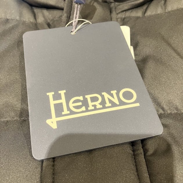 ＜HERNO＞フーデッド ダウンジャケット