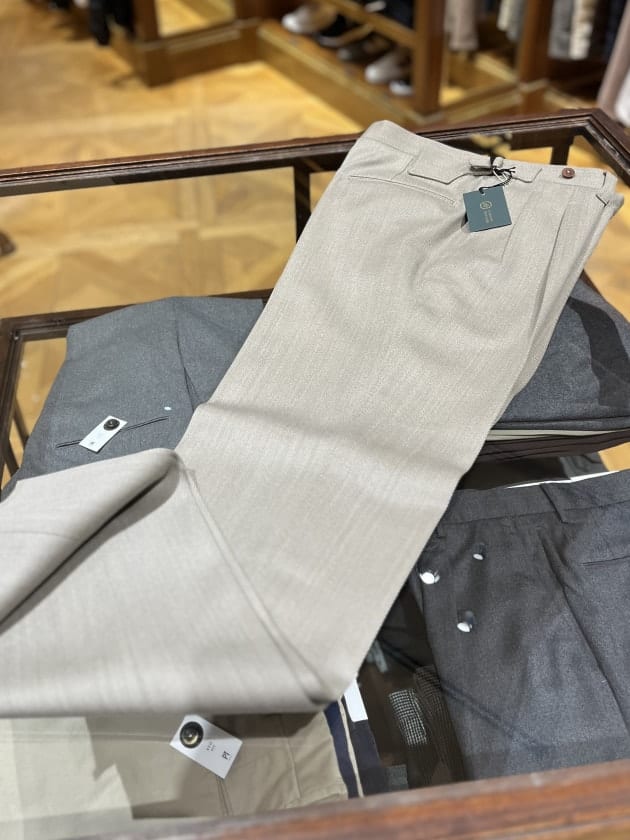 質実剛健。〈IGARASHI TROUSERS〉｜ビームス ハウス 六本木｜BEAMS