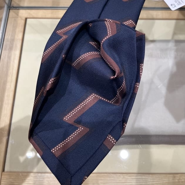 HOLIDAY&BROWN｜ビームス 銀座｜BEAMS