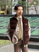 〈MONCLER〉暖かさと洒落感を両立させるダウンベストACRAB