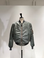 サイズ比較あり！BEAMS JAPAN的目線の〈BUZZ RICKSON'S × BEAMS PLUS〉のMA-1を解説。