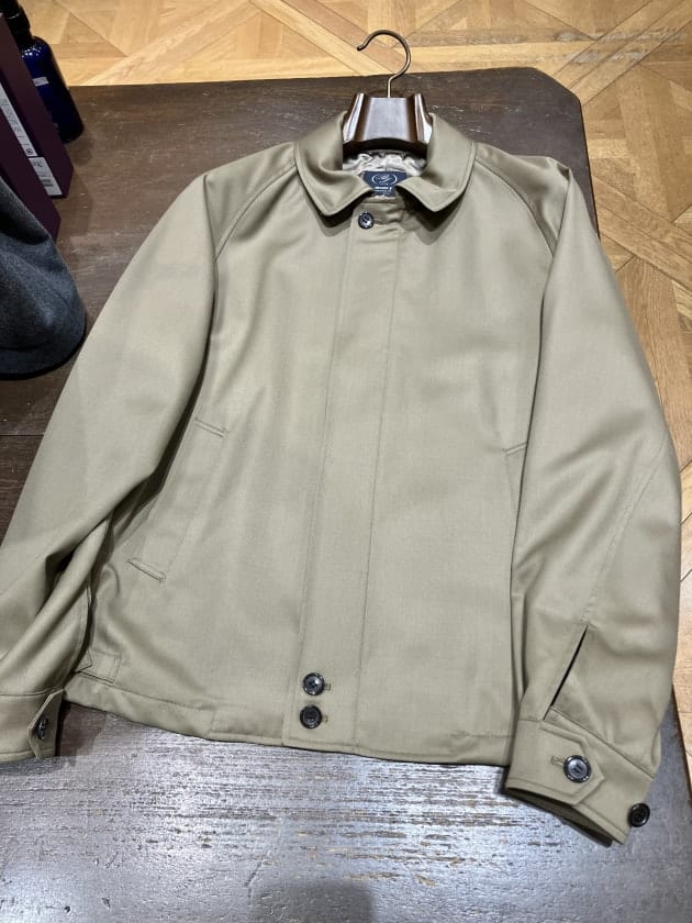 BEAMS F〉オリジナルと侮るなかれのハリントンジャケット。｜ビームス