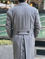 〈Brilla per il gusto〉極少在庫の極上なオリジナルのダブルブレストコートを。