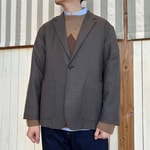 羽織るだけで整う。