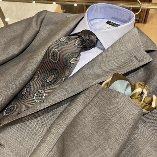 新品未使用品⭐︎Holliday & Brown ペイズリー ネクタイ　ベージュ 100周年記念コレクション｜ビームス 二子玉川｜BEAMS