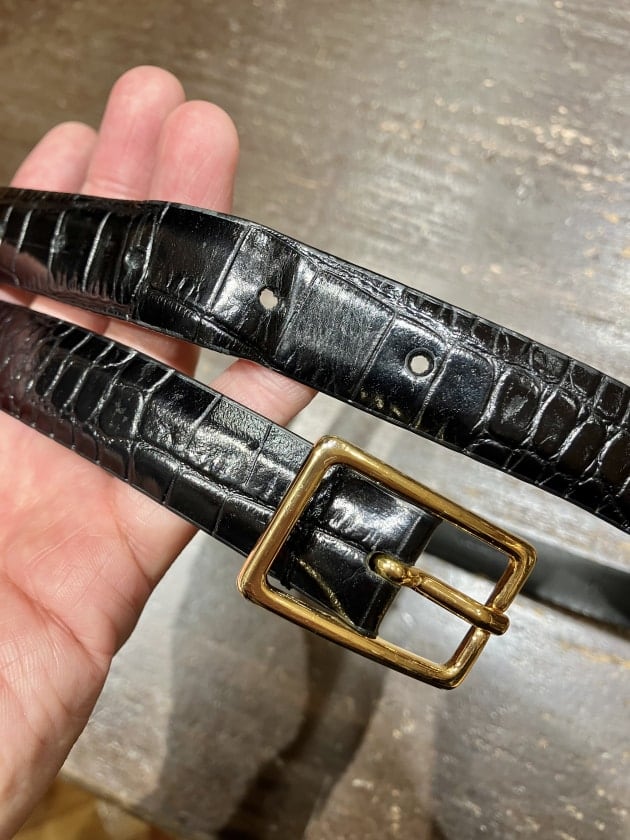 Anderson's〉この使い勝手のいいクロコスタンプレザーベルトをお試し